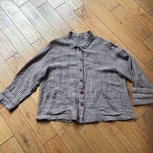 FLAX oversized 6 button collared top with 2 front pockets size: 2G